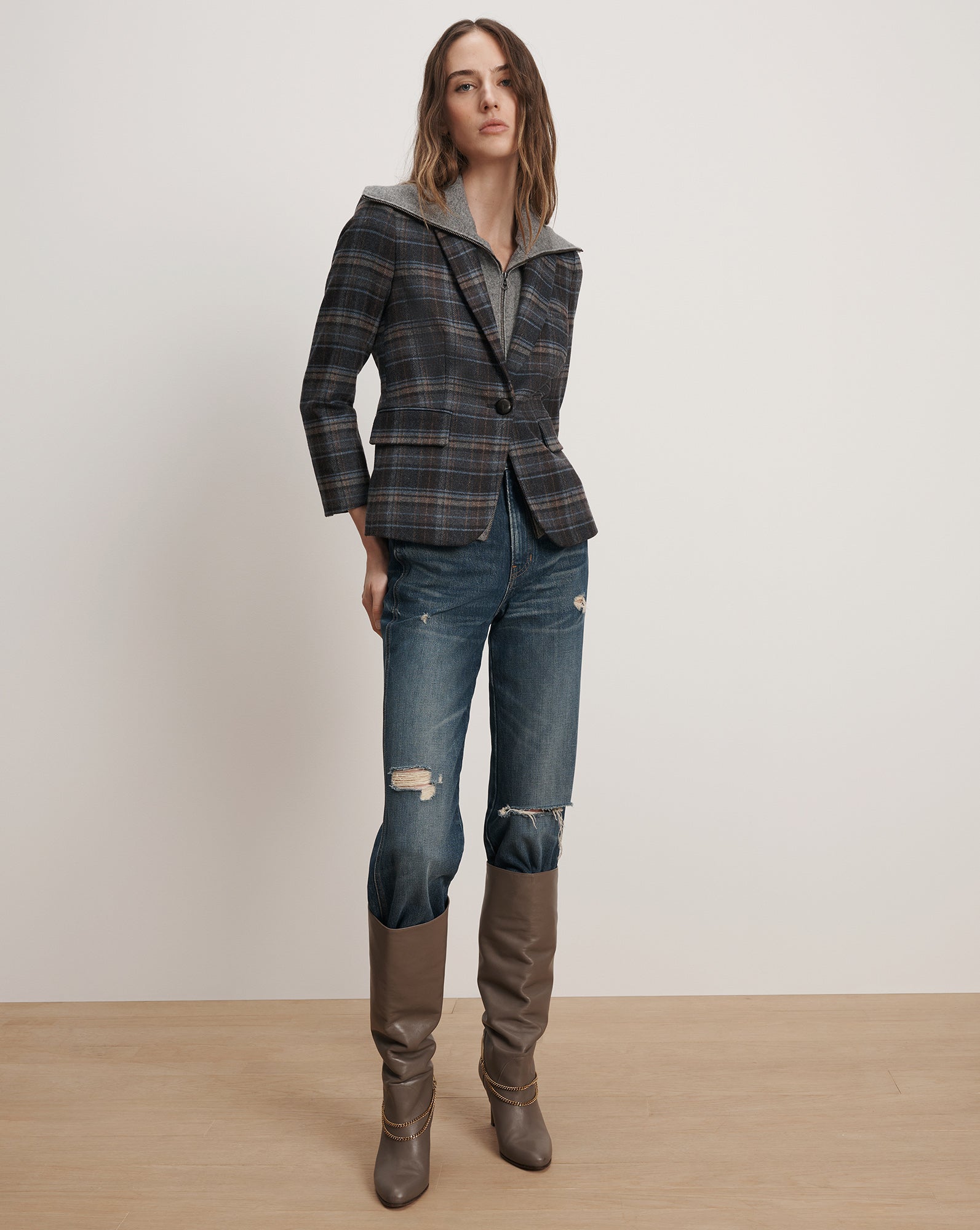 BEACH DICKEY IN MEDIUM HEATHER GREY - Romi Boutique
