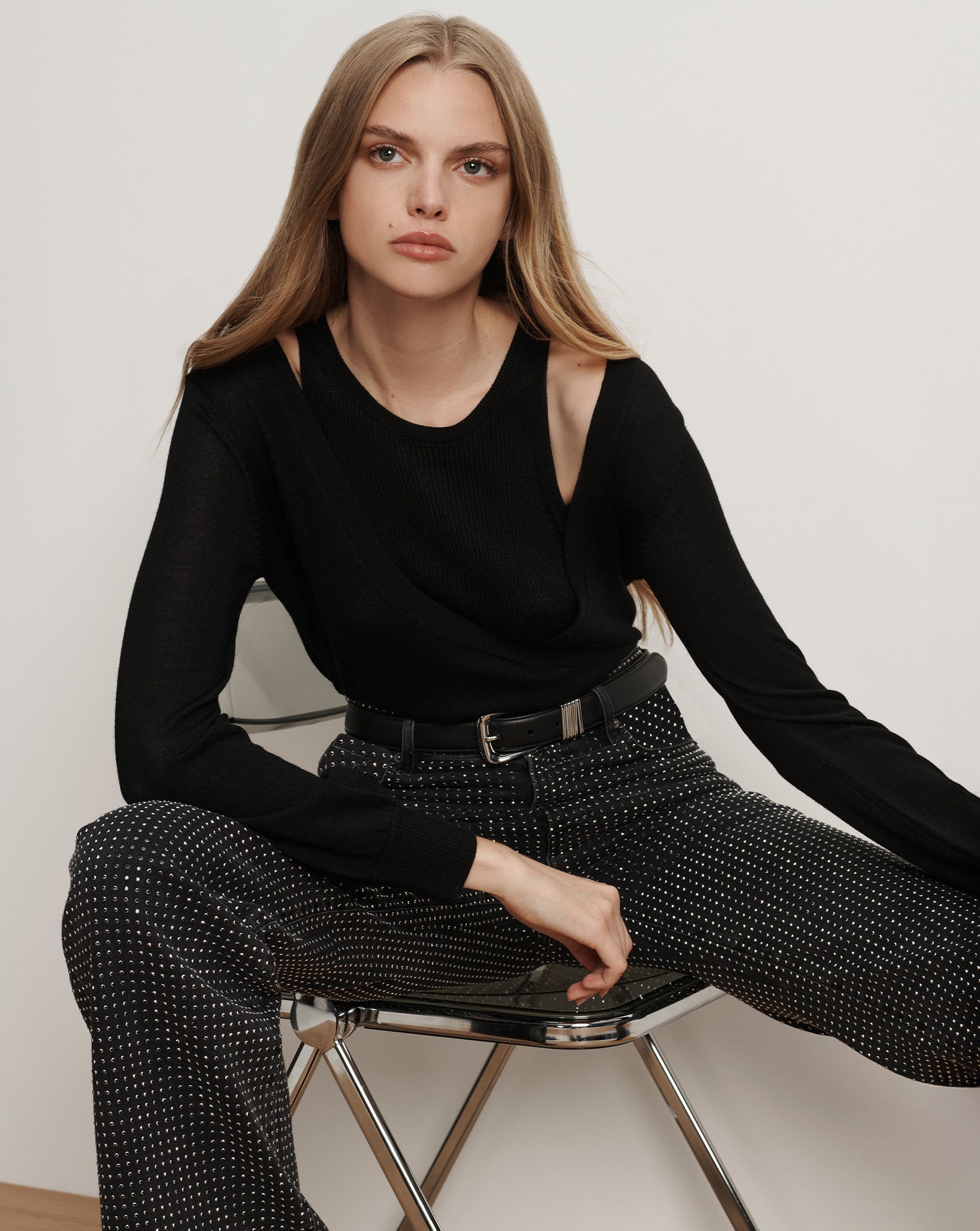 LOLASEE MERINO WOOL PULLOVER IN BLACK - Romi Boutique