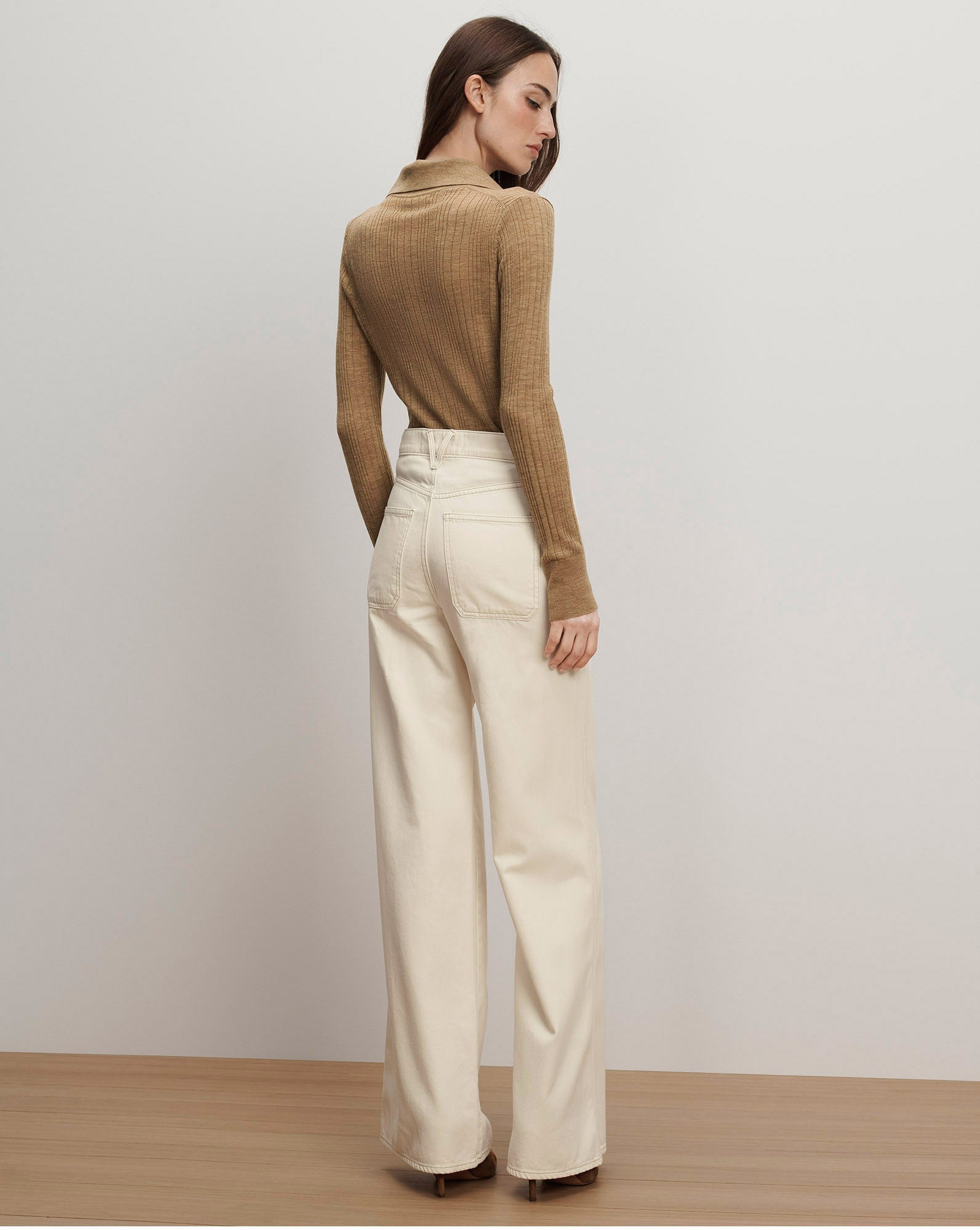 ROUNI PULLOVER IN DARK KHAKI - Romi Boutique