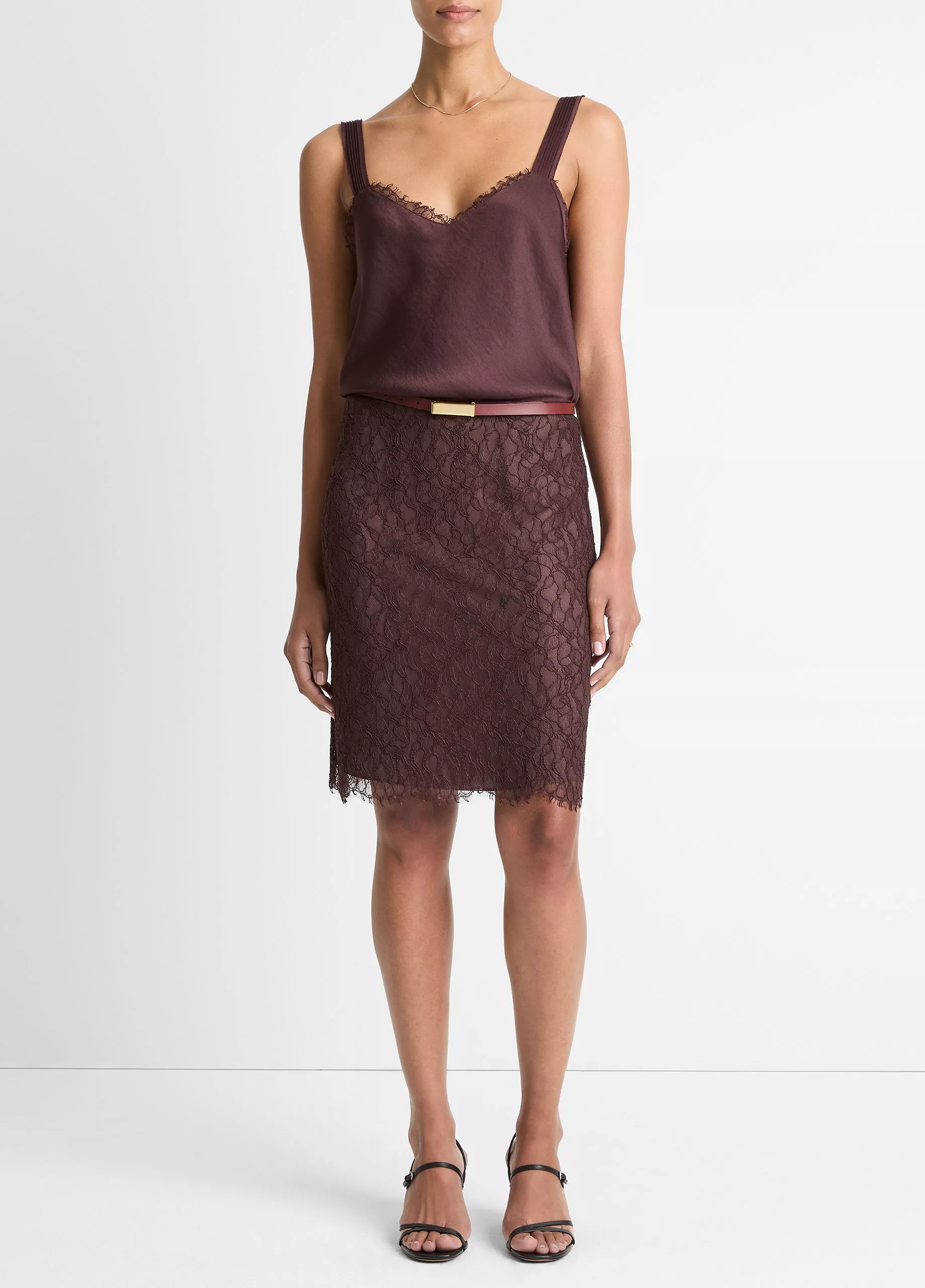 SHORT LACE SKIRT IN FIG - Romi Boutique