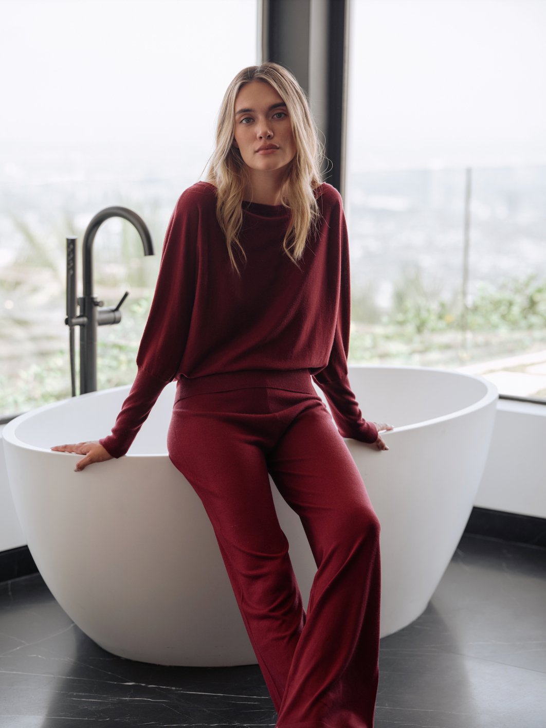 GRAYSON OFF-THE-SHOULDER SWEATER IN BURGUNDY - Romi Boutique