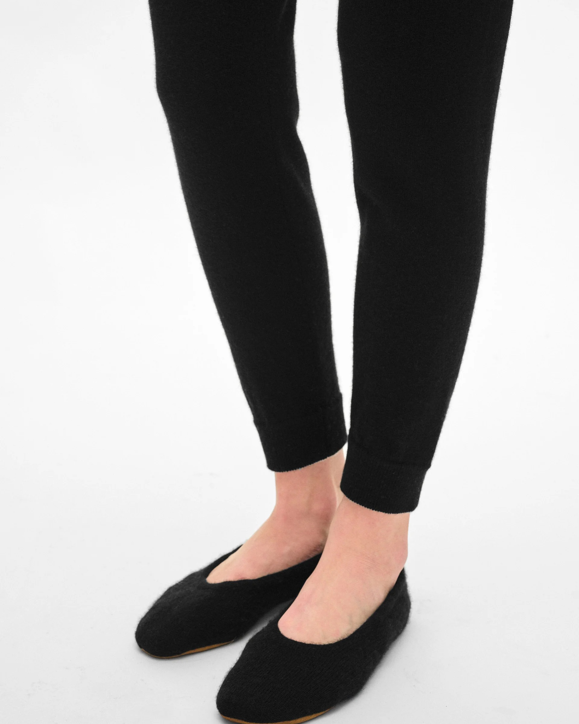CASHMERE BALLET SLIPPER IN BLACK by White & Warren - Romi Boutique