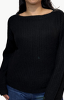 CASHMERE RIBBED BOATNECK IN BLACK - Romi Boutique