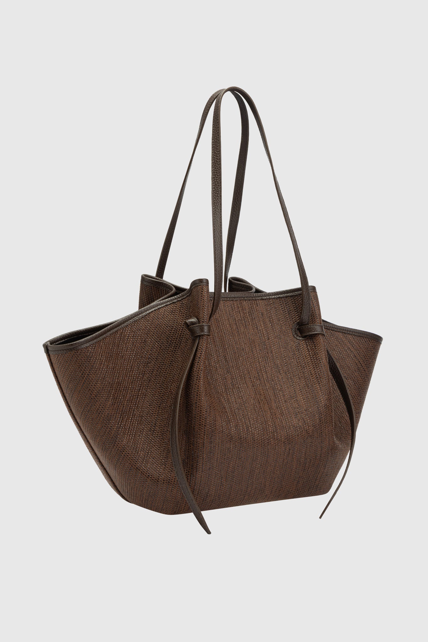 LARGE MOCHI WOVEN RAFFIA by Yuzefi - Romi Boutique