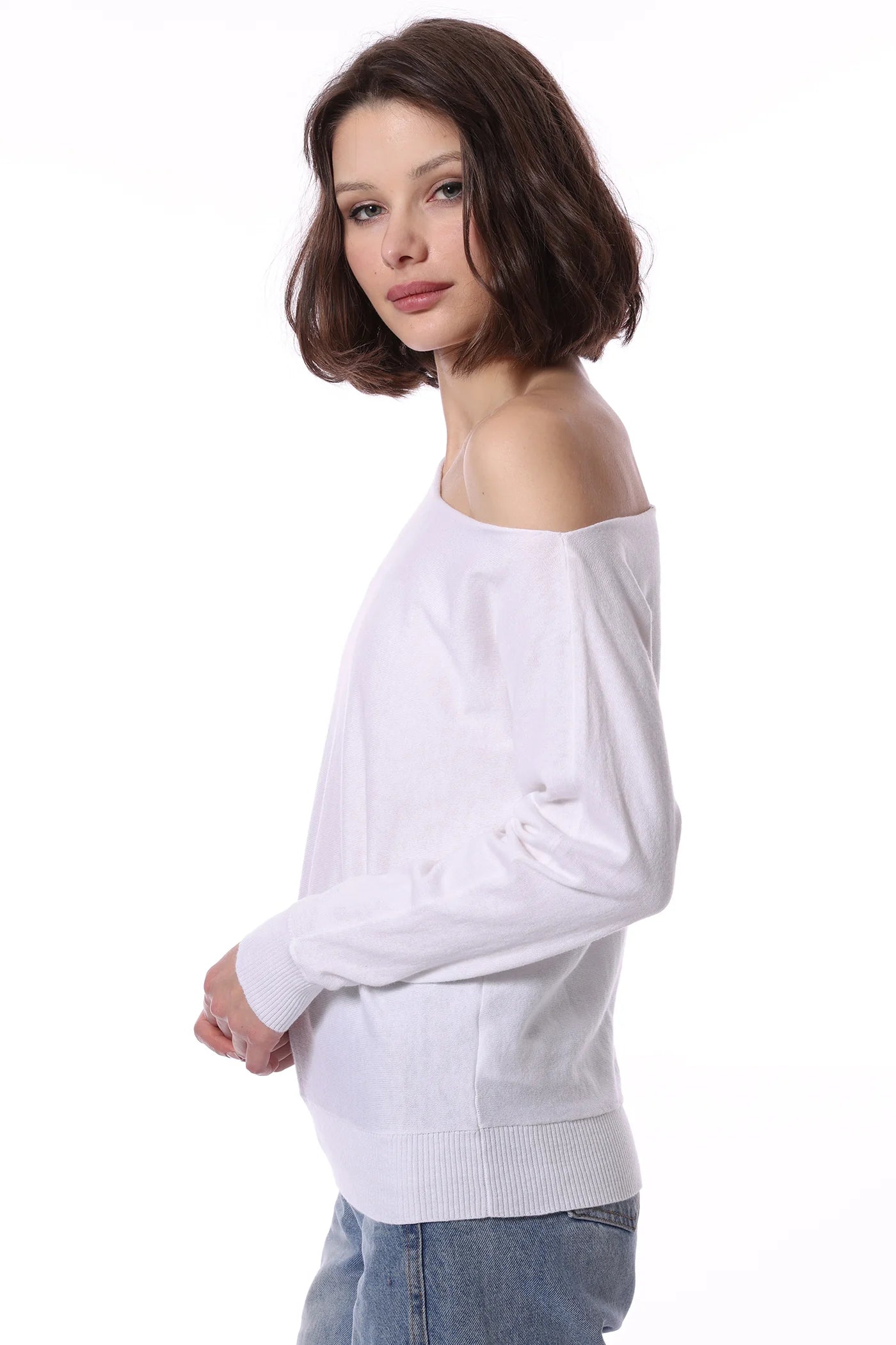 COTTON CASHMERE OFF THE SHOULDER TOP IN WHITE - Romi Boutique