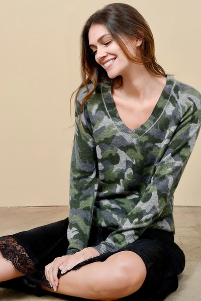 PAMMI CASHMERE SWEATER IN ARMY - Romi Boutique