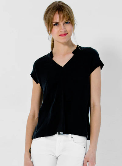 GO ANYTIME TEE IN WASHED BLACK - Romi Boutique