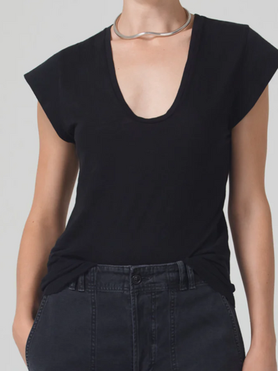 INESSA TEE IN WASHED BLACK - Romi Boutique