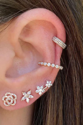 DIAMOND ROSE STUD EARRINGS IN ROSE GOLD - Romi Boutique